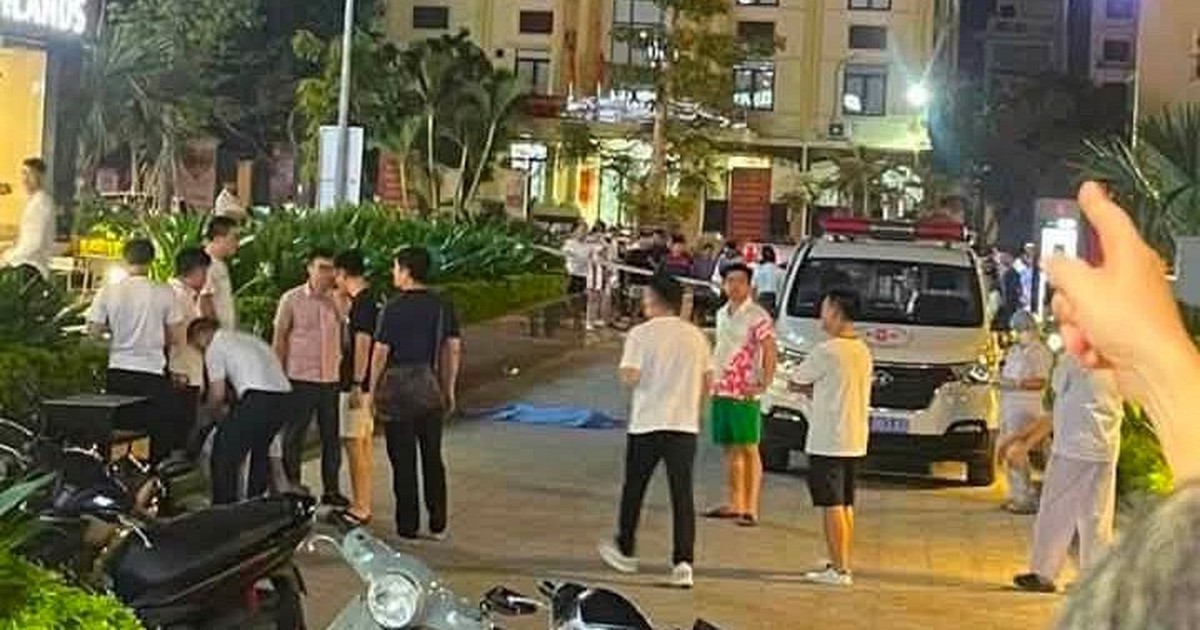Hải Phòng: Bé trai 7 tuổi rơi từ tầng 15 chung cư xuống đất tử vong, mẹ ngất lịm khi biết tin