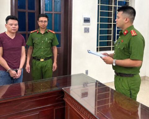 Lừa “chạy” thủ tục đất đai, một đối tượng bị khởi tố, bắt tạm giam