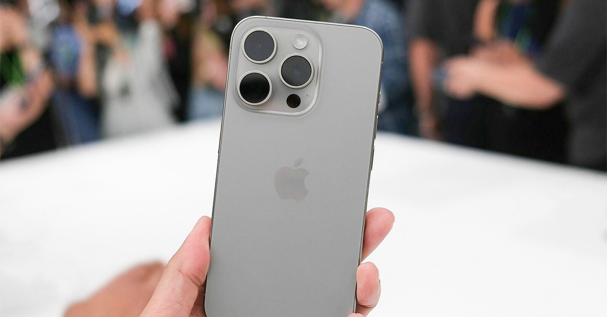Mẫu iPhone từng có giá 35 triệu đồng nay giảm sâu, chỉ còn từ 17 triệu