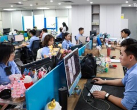 Chứng khoán ngày 10/8: Ngân hàng, dầu khí và chứng khoán khởi sắc, VN-Index tiến gần hơn tới vùng cản 1.800 điểm