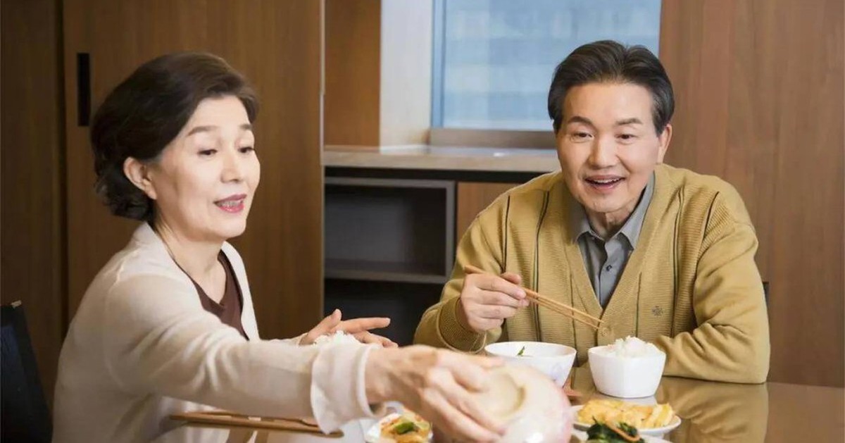 Ăn sáng kiểu này mấy chục năm, sao thận lại có vấn đề?: 4 thói quen nhiều người trung niên đang mắc phải