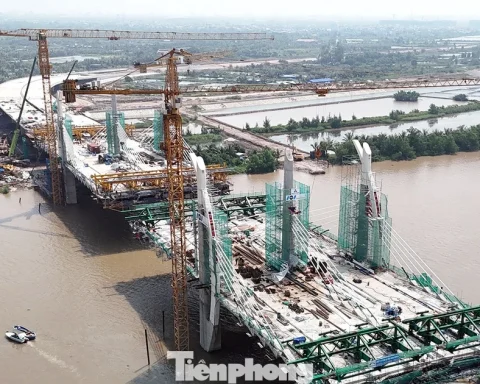 Cầu 2.500 tỷ ở Hải Phòng tăng tốc thi công, sắp nối đôi bờ Lạch Tray