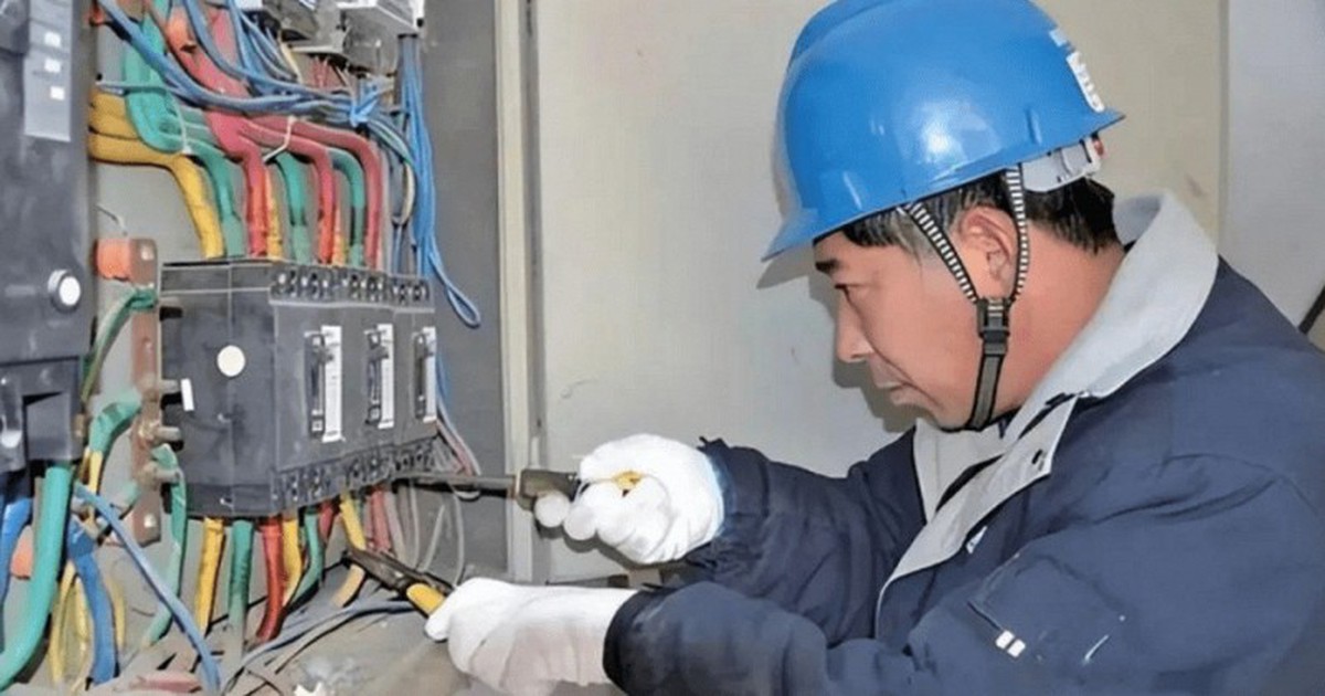 Biệt thự 200m² mở điều hòa cả ngày nhưng tiền điện chỉ 1,1 triệu đồng/tháng, cảnh sát đến kiểm tra thì phát hiện cảnh tượng khó tin