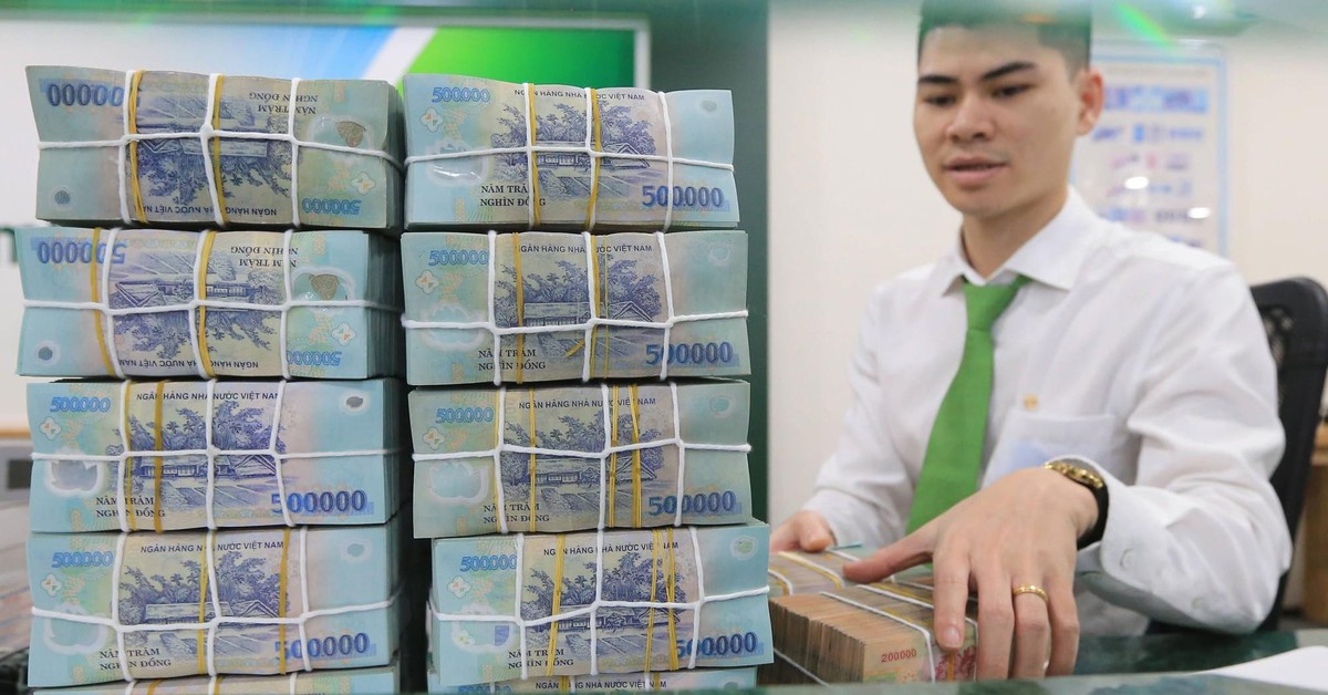 Lãi suất ngân hàng 12/8 tại Agribank, Vietcombank, BIDV, VietinBank, MB, Sacombank, HDBank,…