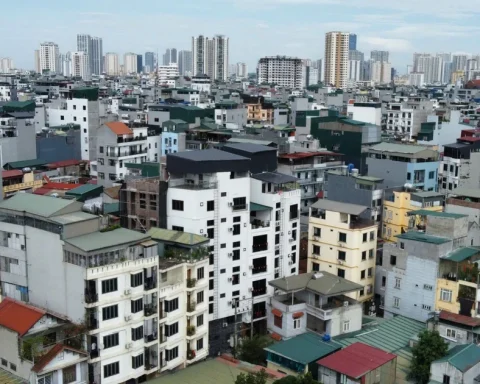 Giao dịch nhà đất thổ cư Hà Nội nhiều nơi giảm trên 60%