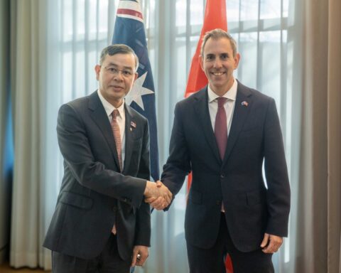 Bộ trưởng Ngô Văn Tuấn hội đàm song phương với Bộ trưởng Ngân khố Australia Jim Chalmers