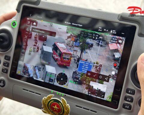 UAV “mắt thần” trên cao, CSGT Hà Nội soi rõ xe vi phạm, xử lý nhanh điểm nghẽn
