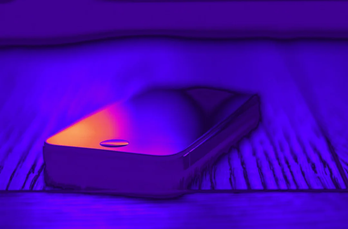 Đang nằm im trong két, hàng loạt iPhone tự khởi động lại khiến cảnh sát Mỹ hoảng loạn: Đó là cách Apple bảo vệ người dùng