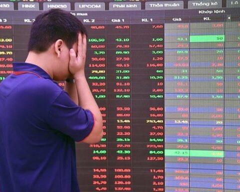 Điều gì đang xảy ra với chứng khoán Việt Nam?