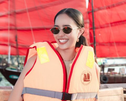 Hai hoa hậu đẹp nhất thế giới và 111 người đẹp trầm trồ: ‘Quảng Ninh đẹp quá’