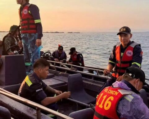 Quảng Ninh: Khẩn trương tìm kiếm bé gái 2 tuổi rơi xuống biển mất tích