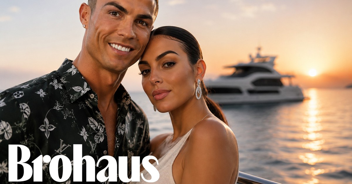 Bên trong “cung điện” hơn 200 tỷ đồng của Ronaldo và vợ, góc nào cũng toát lên sự giàu có