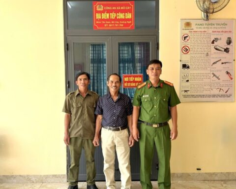 Chuyển khoản thành công 201 triệu đồng cho STK VPBank mang tên ‘NGUYEN DUC LO’, người đàn ông SN 1978 sau đó phải báo Công an