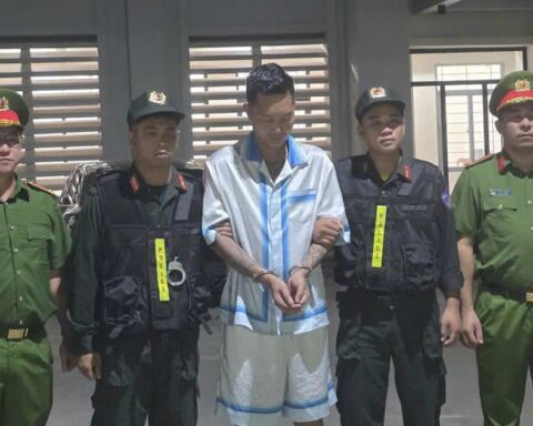 Khởi tố Huấn Hoa Hồng và vợ Phạm Thị Ngọc Linh