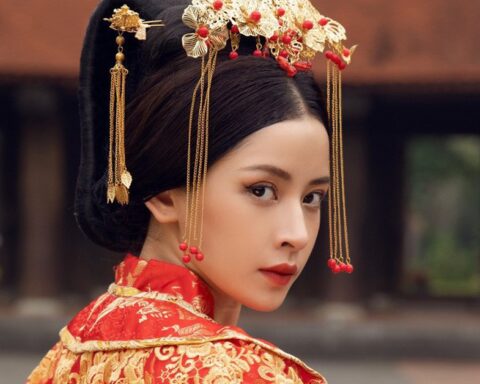 Đám cưới không giống ai của “mỹ nhân đẹp nhất Việt Nam”