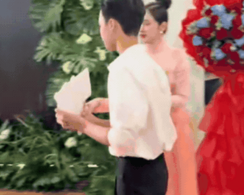 Mỹ nam Việt được khen đẹp hơn Trương Lăng Hách và Lý Hiện, visual hiếm như đãi cát tìm vàng