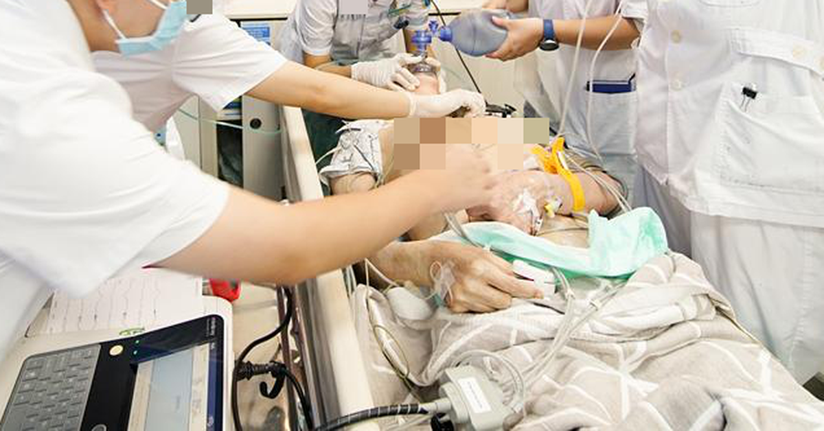 Người đàn ông 50 tuổi tử vong vì đột quỵ, bác sĩ nhắc: 5 việc tuyệt đối không làm ban đêm