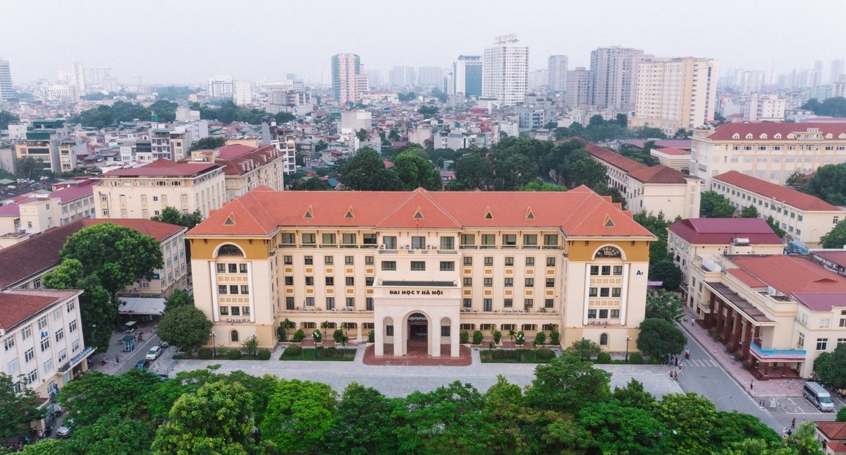 Một trường ĐH hút 56 thí sinh đạt 30 điểm: Sở hữu 170 GS, PGS, 406 Tiến sĩ, tổng thu hơn 940 tỷ đồng/năm, đặt mục tiêu lọt top 100 châu Á