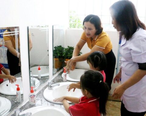 Mùa tựu trường, phòng rối loạn tiêu hóa ở trẻ