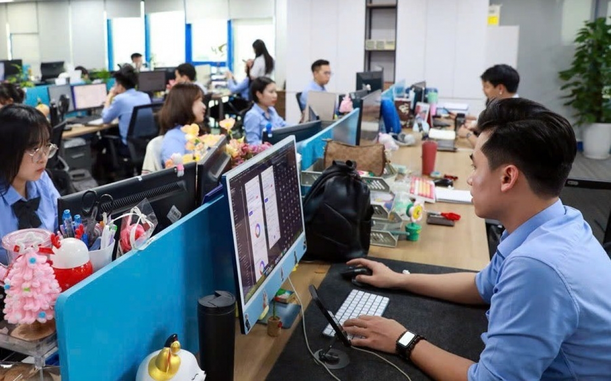 Chuẩn bị nguồn nhân lực cho bước phát triển mới của thị trường chứng khoán