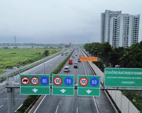 Hà Nội phân luồng từ xa phục vụ người dân đi lại dịp Quốc khánh 2-9