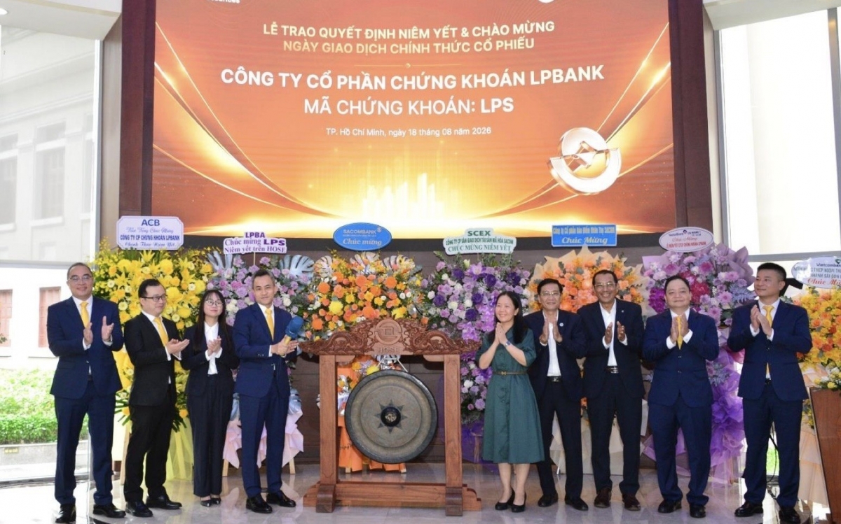 Hơn 1,4 tỷ cổ phiếu Chứng khoán LPBank chính thức lên HOSE