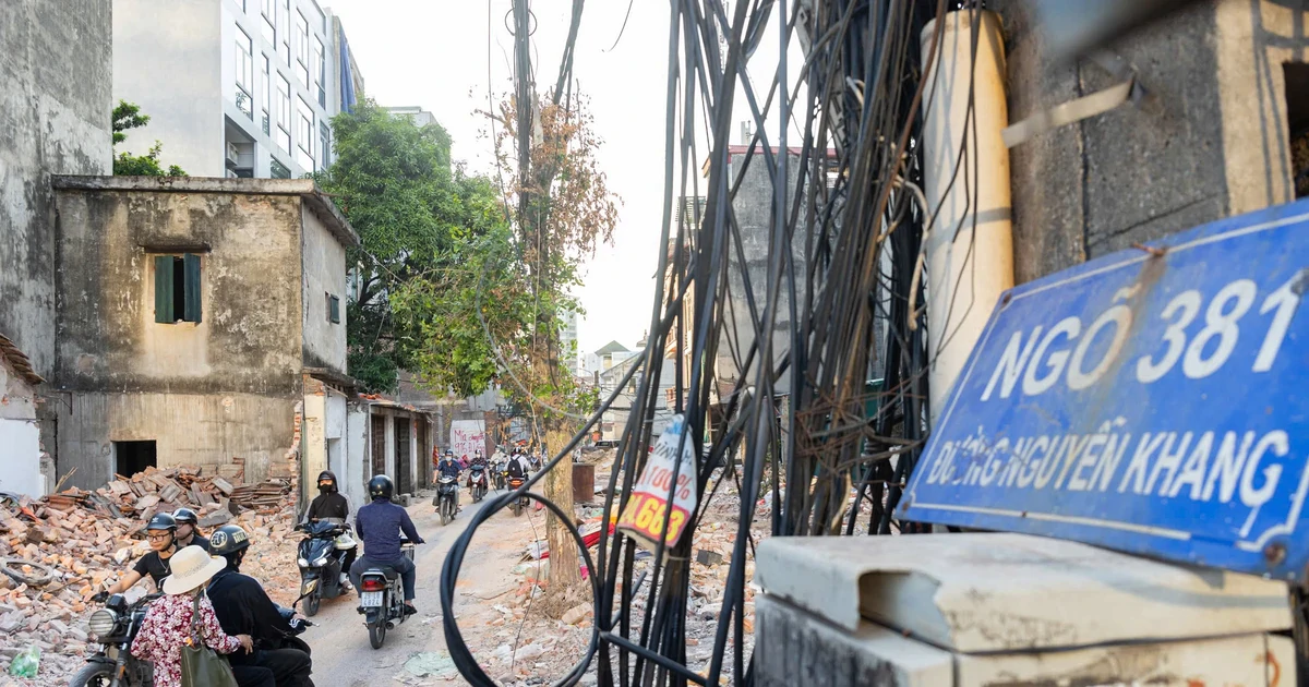 Hà Nội: Chạy đua thông tuyến ngõ ‘đau khổ’ 381 Nguyễn Khang