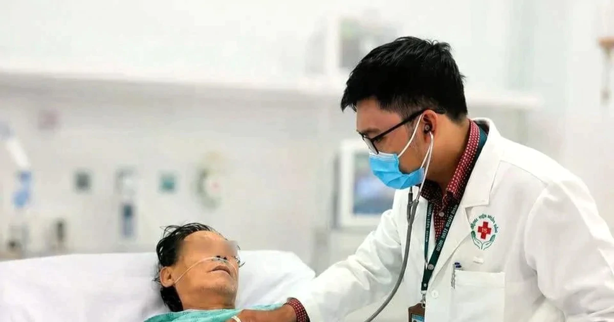 Ngừng tim giữa đường, người đàn ông được cứu sống nhờ bác sĩ tình cờ đi qua