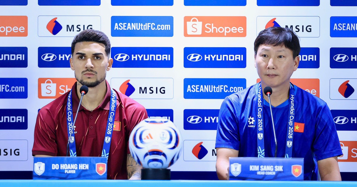 HLV Kim Sang-sik: “Muốn làm nên lịch sử chưa từng có, ĐT Việt Nam nhất định phải thắng Thái Lan”
