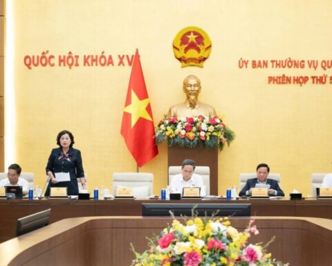 Sắp trình Quốc hội giảm 30% thuế thu nhập cho hộ, cá nhân kinh doanh và doanh nghiệp doanh thu dưới 10 tỷ đồng