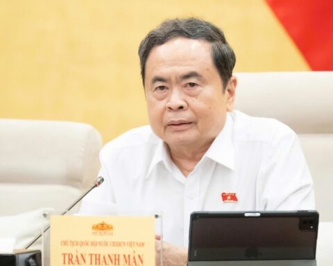 Đất lấn biển phải thuộc sở hữu của Nhà nước