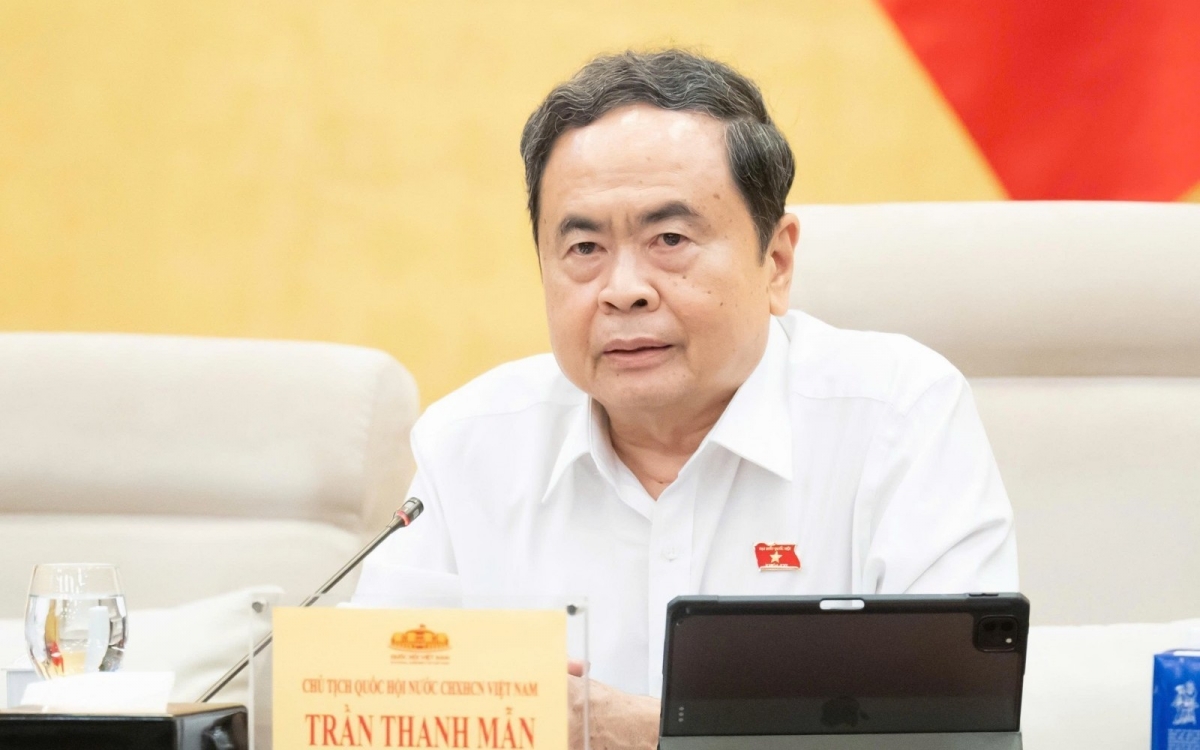 Đất lấn biển phải thuộc sở hữu của Nhà nước