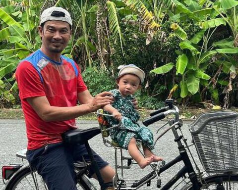 Nam nghệ sĩ đình đám bỏ TP.HCM, về quê ở cùng vợ kém 26 tuổi trong nhà cấp bốn 35m2 vẫn hạnh phúc