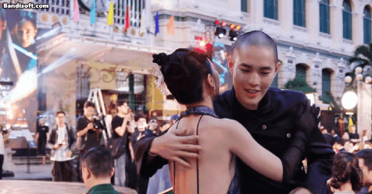 Mỹ nhân bí ẩn nhất Vbiz: Học cùng trường với Chương Tử Di và Đường Yên, bí mật kết hôn không ai hay biết