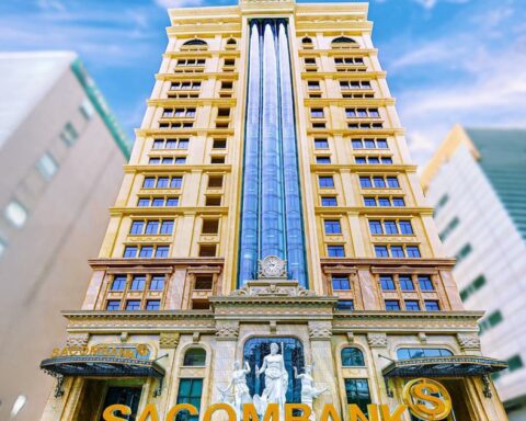 SACOMBANK xóa nợ vay cho hai em nhỏ mồ côi ở Thành phố Đà Nẵng
