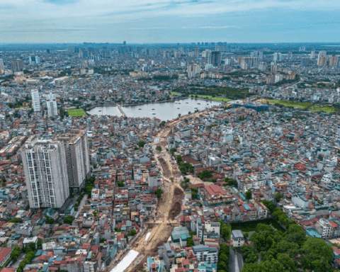 Việt Nam hút 34,7 tỷ USD FDI trong nửa đầu năm, hàng loạt dự án hạ tầng đang mở rộng các cực tăng trưởng mới