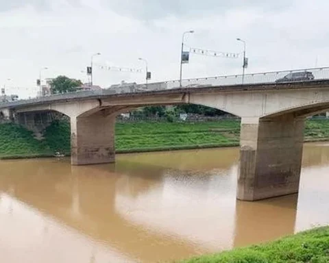 Sự thực thông tin cầu Đông Kinh bị nứt ngang