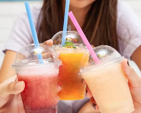 Gan sợ nhất không chỉ là rượu: 3 đồ uống này có thể khiến gan “quá tải”, nhiều người vẫn dùng mỗi ngày