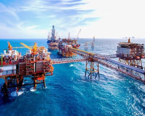 CTCK chỉ ra nhóm doanh nghiệp tác động từ Luật Dầu khí (sửa đổi), có cả công ty của tỷ phú Phạm Nhật Vượng