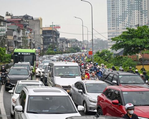 Hà Nội yêu cầu không xây thêm nhà ở cao tầng tại 3 tuyến phố đặc biệt