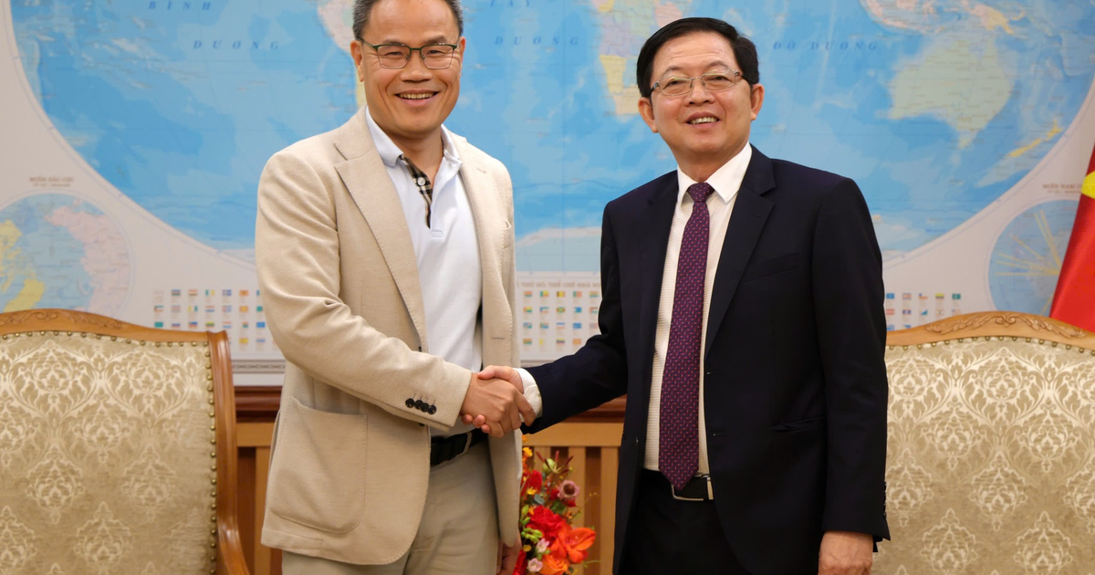 Phó Thủ tướng Hồ Quốc Dũng tiếp chuyên gia AI người Việt tại Pháp