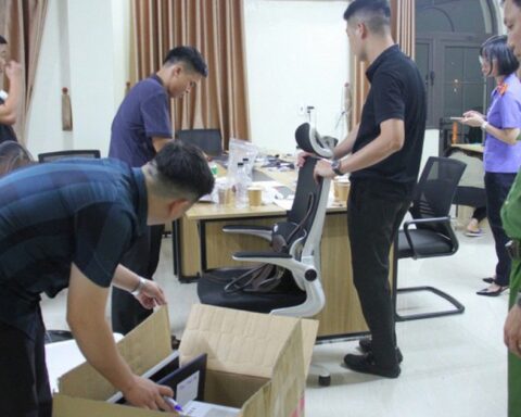 Hình ảnh khám xét trụ sở Công ty của vợ chồng Hải SapaTV