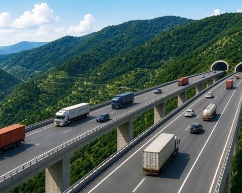 Thông tin mới nhất về tuyến cao tốc hơn 27.000 tỷ có 2 hầm xuyên đèo hiểm trở, xây trụ cầu cao nhất Việt Nam