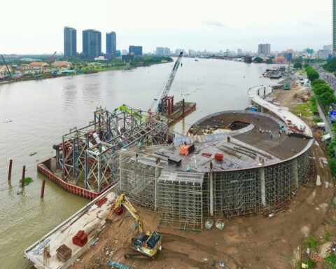 Lý do chưa thể hoàn thiện cầu đi bộ hình lá dừa qua sông Sài Gòn trong dịp 2/9