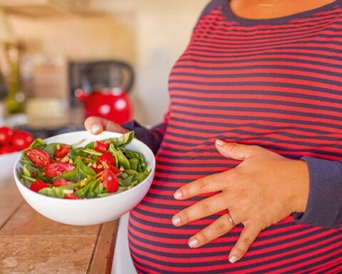 Tăng huyết áp thai kỳ ảnh hưởng thế nào đến mẹ và bé?