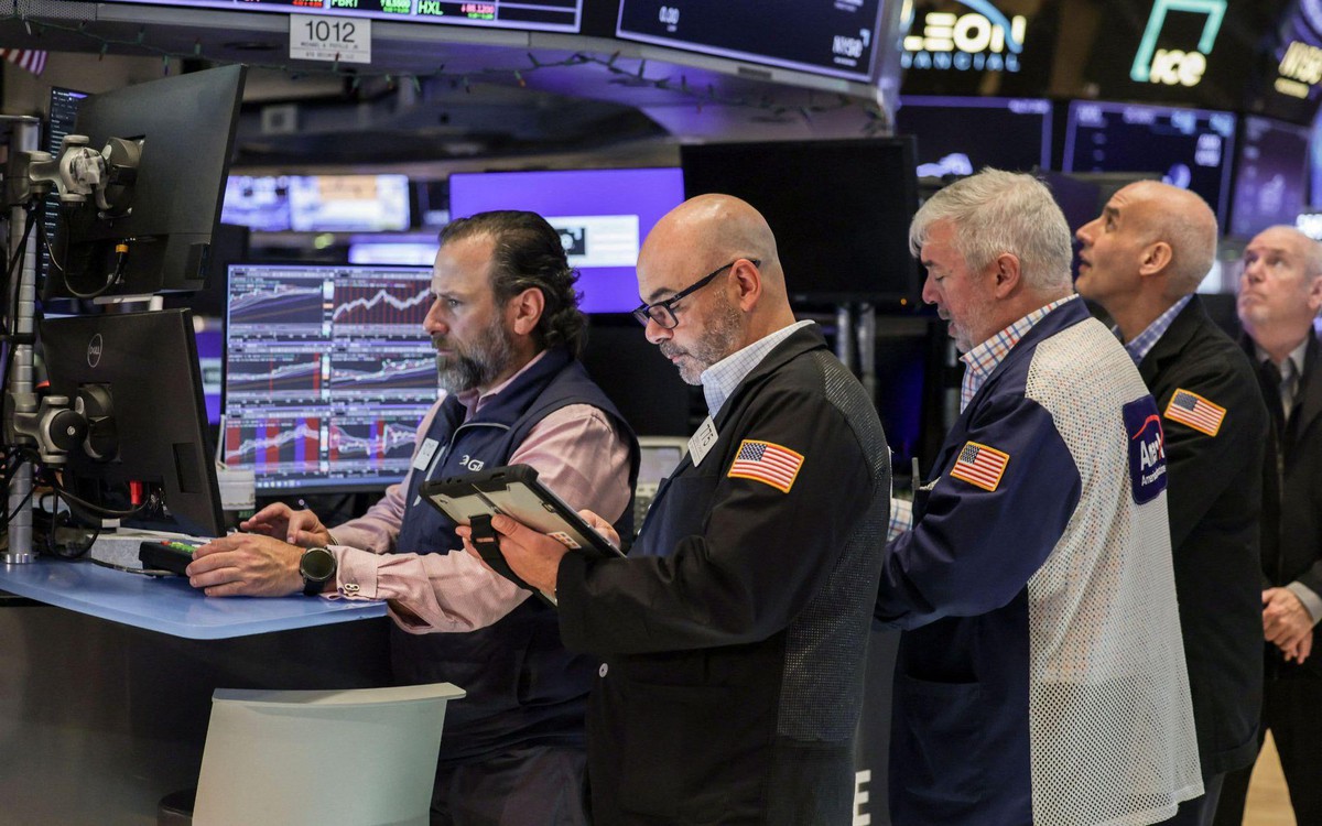 Đảo chiều bán ròng, khối ngoại liên tục gom hàng sau khi VPB vào hai chỉ số của FTSE