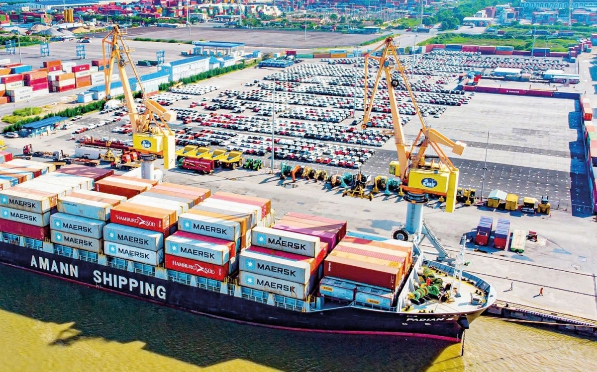 Nhập siêu và bài toán nội lực của tăng trưởng