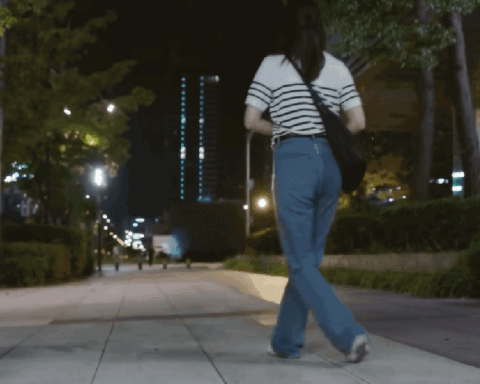 Lọ Lem say rượu thôi có cần phải đẹp vậy không: Má đỏ bừng cuốn dễ sợ, không hoàng tử nào cưỡng nổi đâu