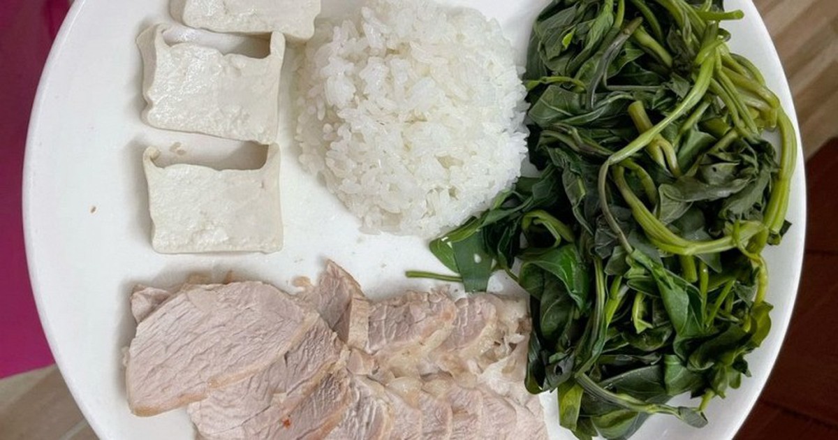 Người đàn ông 40 tuổi giảm 30kg, thoát cảnh tiểu đường và nguy cơ chạy thận nhờ 1 kiểu ăn