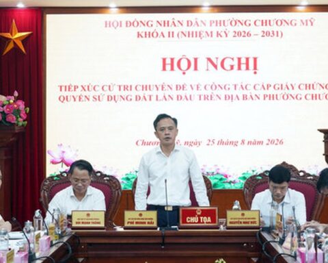 Chương Mỹ lấy hài lòng của người dân về cấp sổ đỏ làm thước đo cán bộ